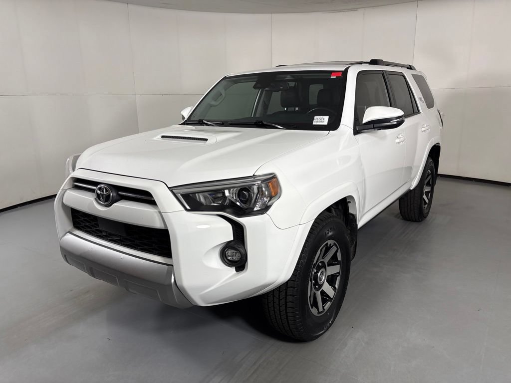 Used 2024 Toyota 4Runner TRD Off-Road Premium w/ Moonroof Package AWD/4WD image 4