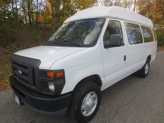 Used 2011 Ford E-250 and Econoline 250 Extended w/ PWR Group image 1