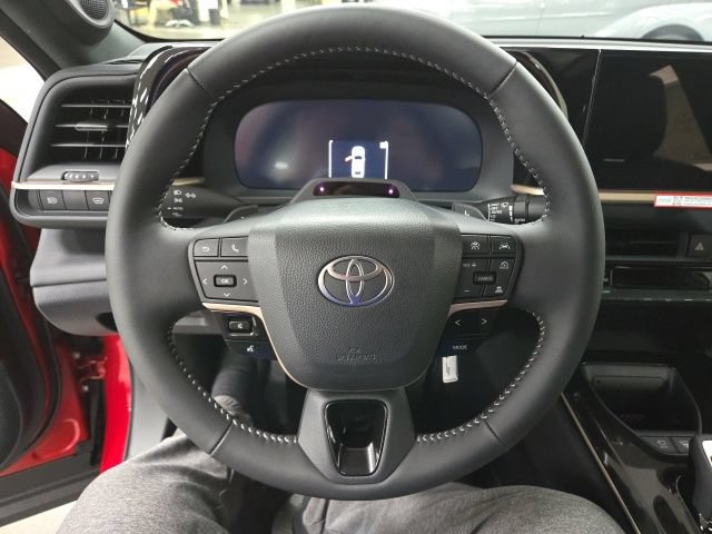 New 2026 Toyota Crown Platinum AWD/4WD image 33