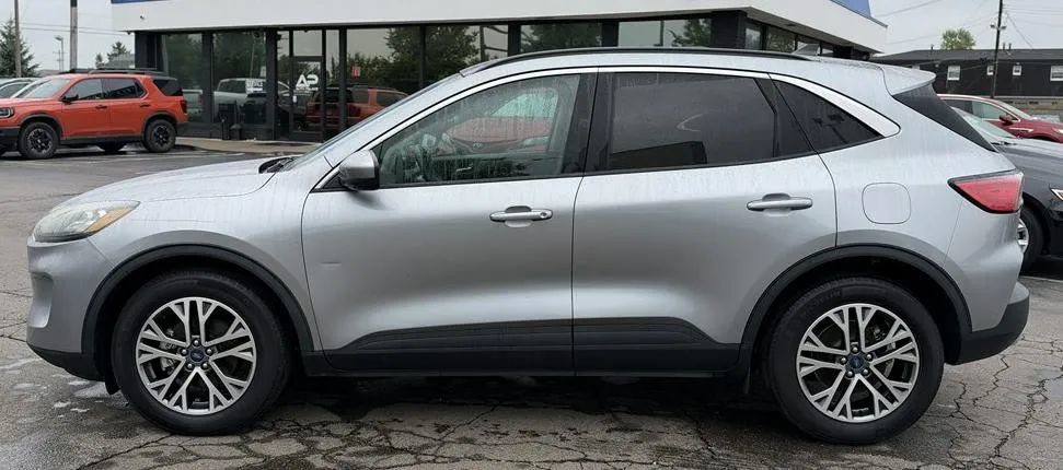 Used 2022 Ford Escape SEL FWD image 7