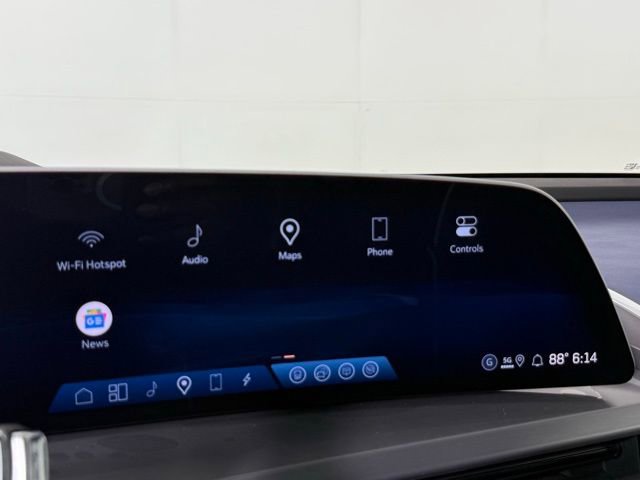 New 2026 Cadillac Vistiq Premium Luxury image 18
