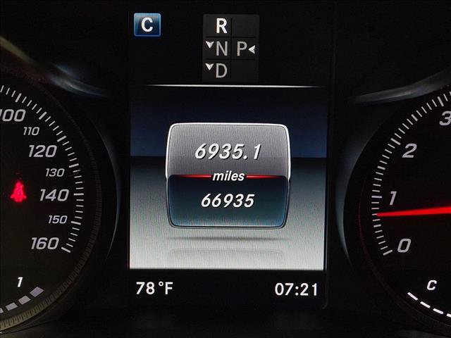 Used 2019 Mercedes-Benz GLC 300 4MATIC image 11