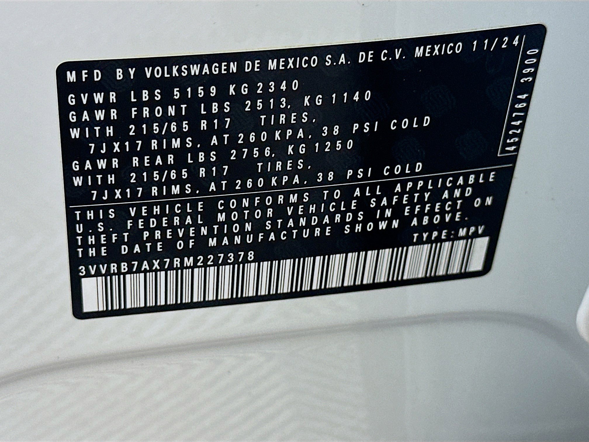 Used 2024 Volkswagen Tiguan S image 12