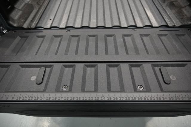 New 2026 GMC Canyon Elevation w/ Convenience Package image 8