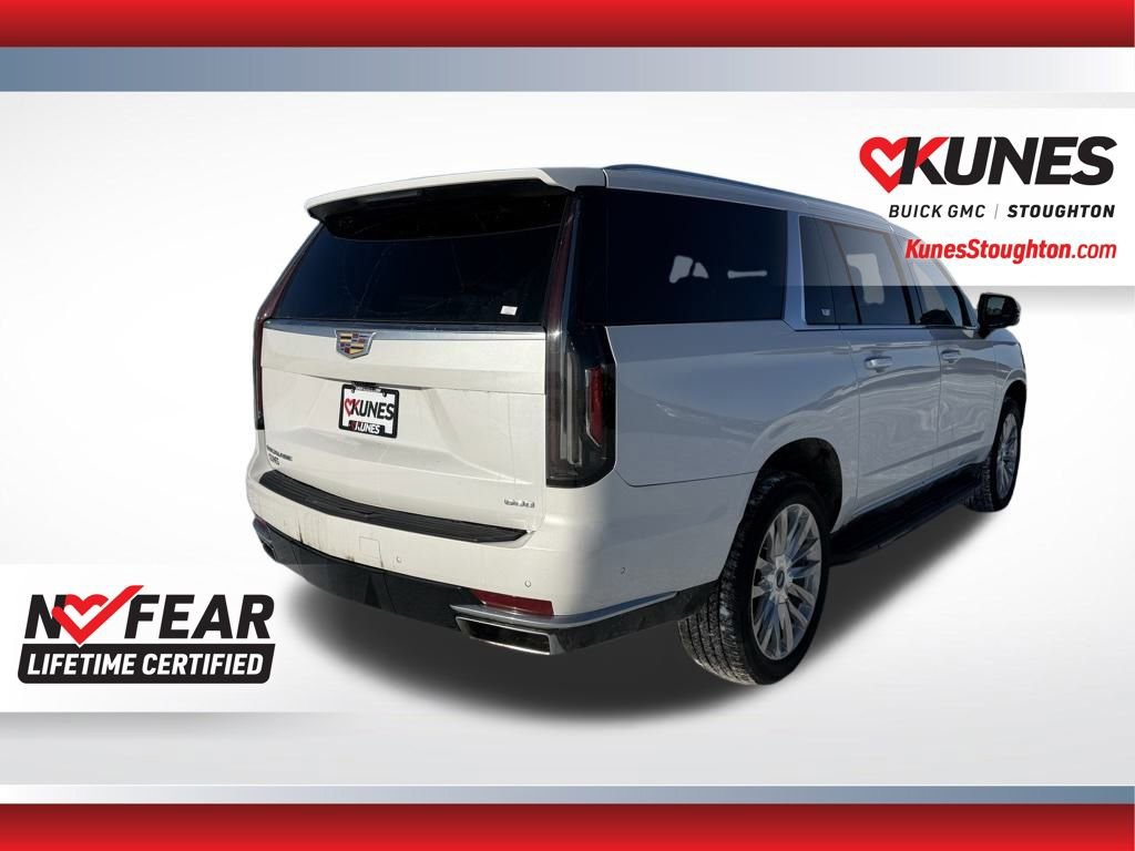 Used 2024 Cadillac Escalade ESV Premium Luxury image 10