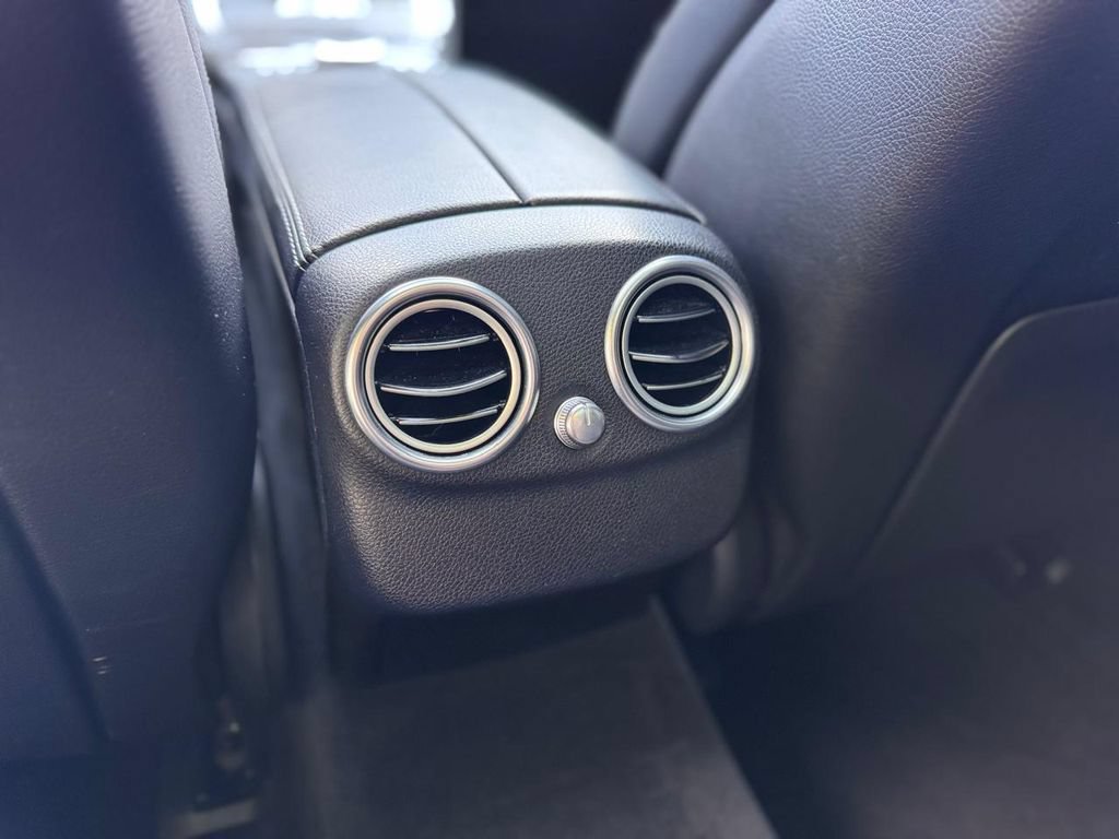 Used 2017 Mercedes-Benz C 63 AMG Sedan image 23