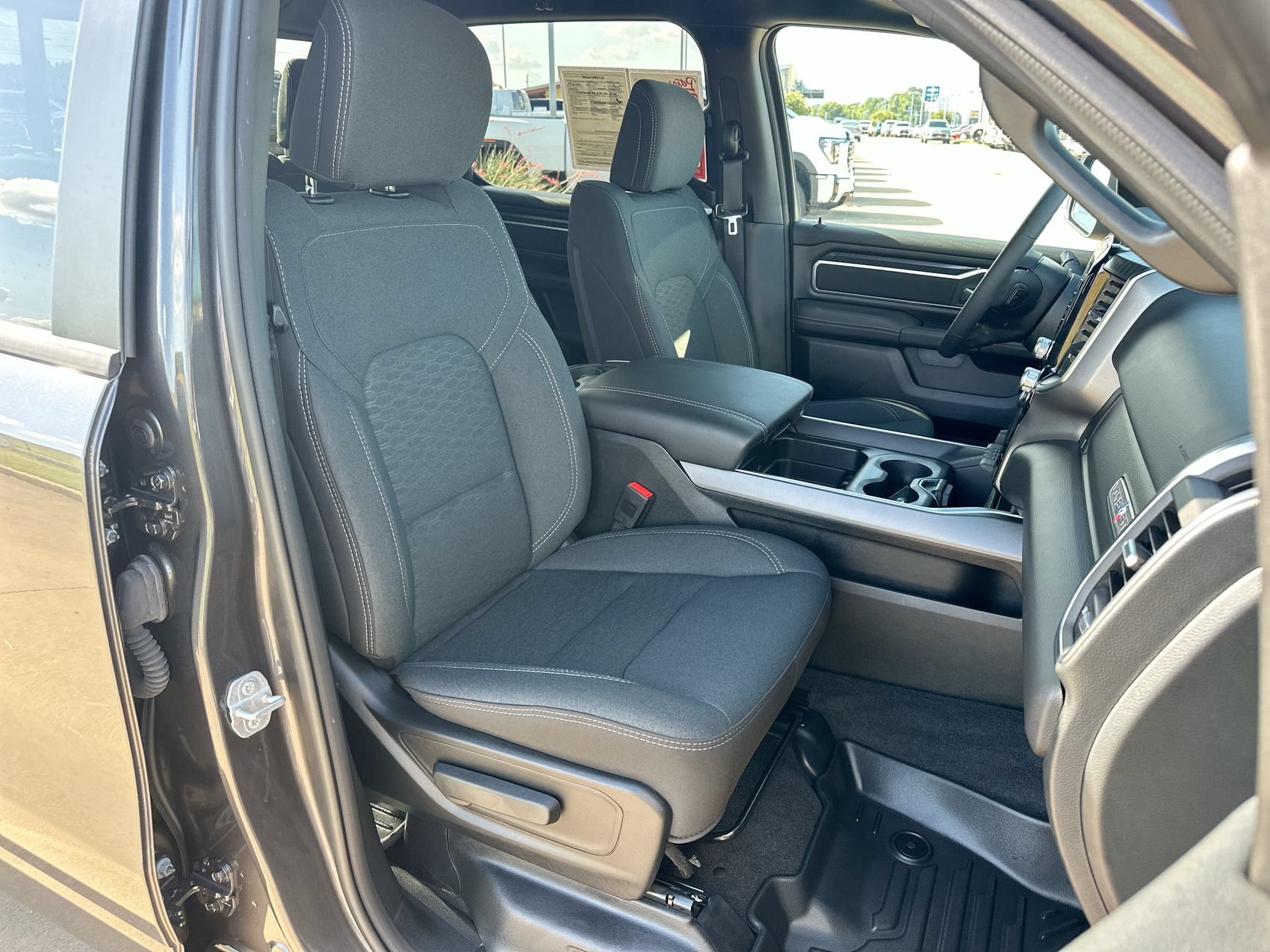 Used 2025 RAM 1500 Lone Star AWD/4WD image 25