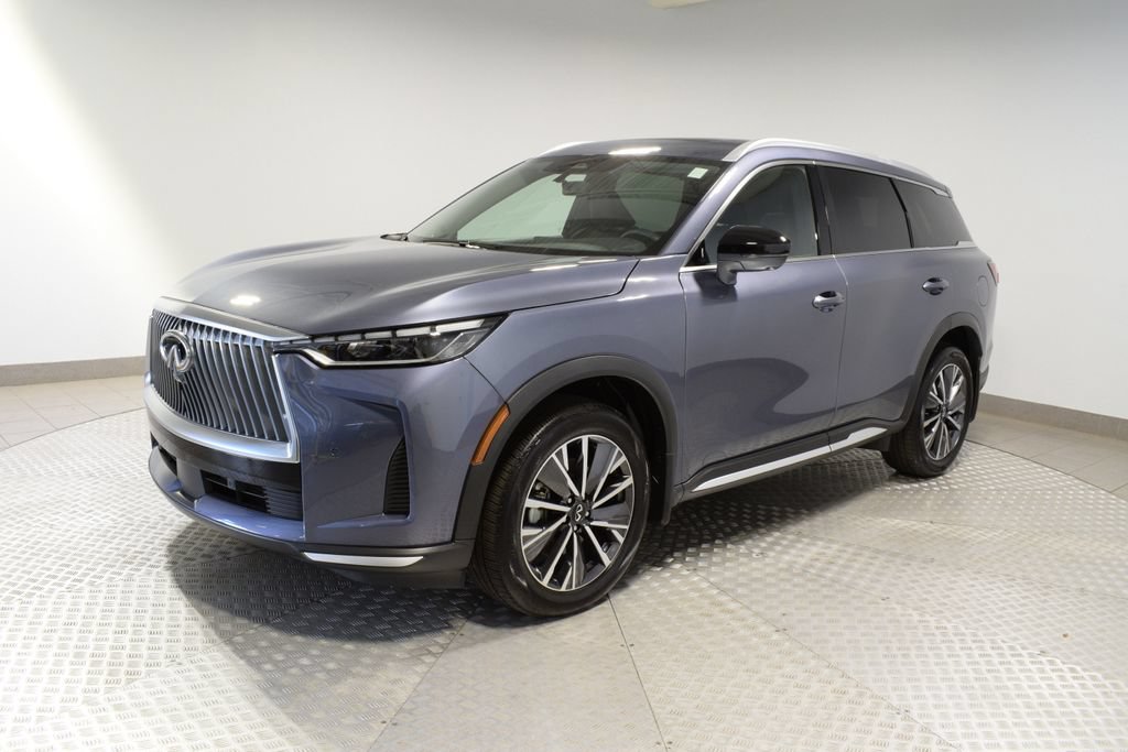 Certified 2026 INFINITI QX60 Luxe w/ Family Package AWD/4WD image 4