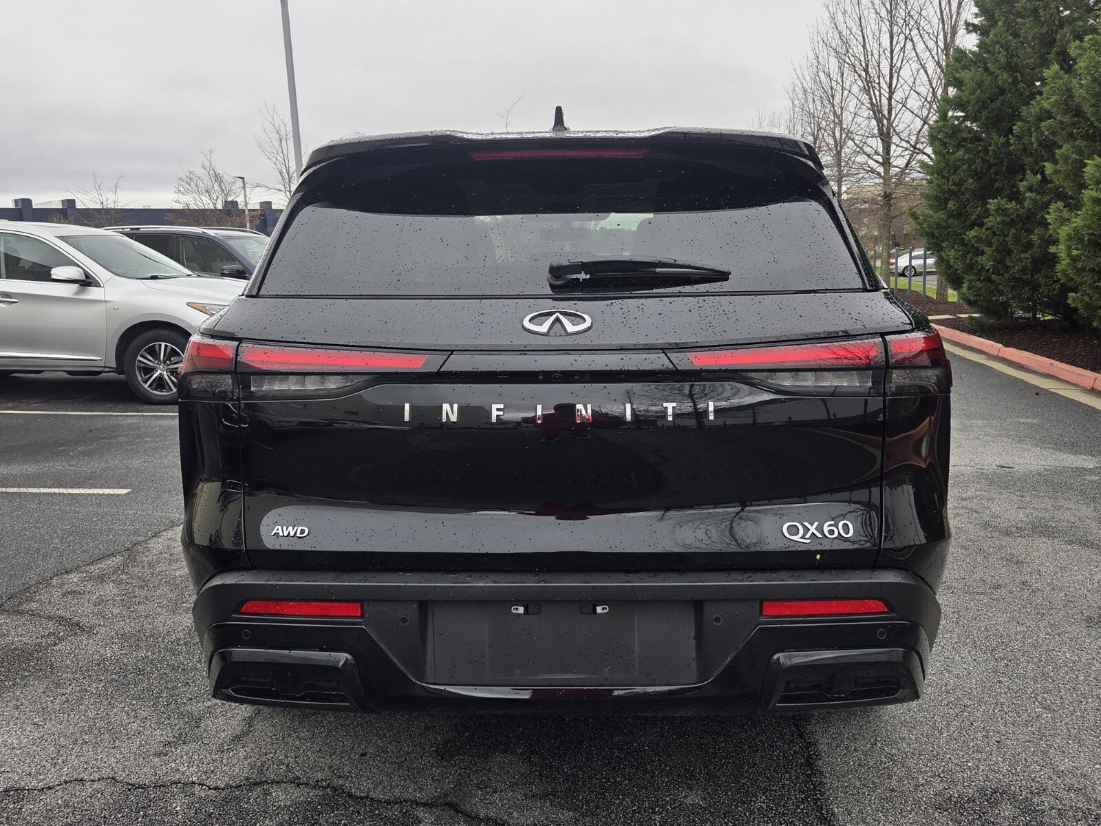 Used 2025 INFINITI QX60 Luxe w/ Vision Package AWD/4WD image 7