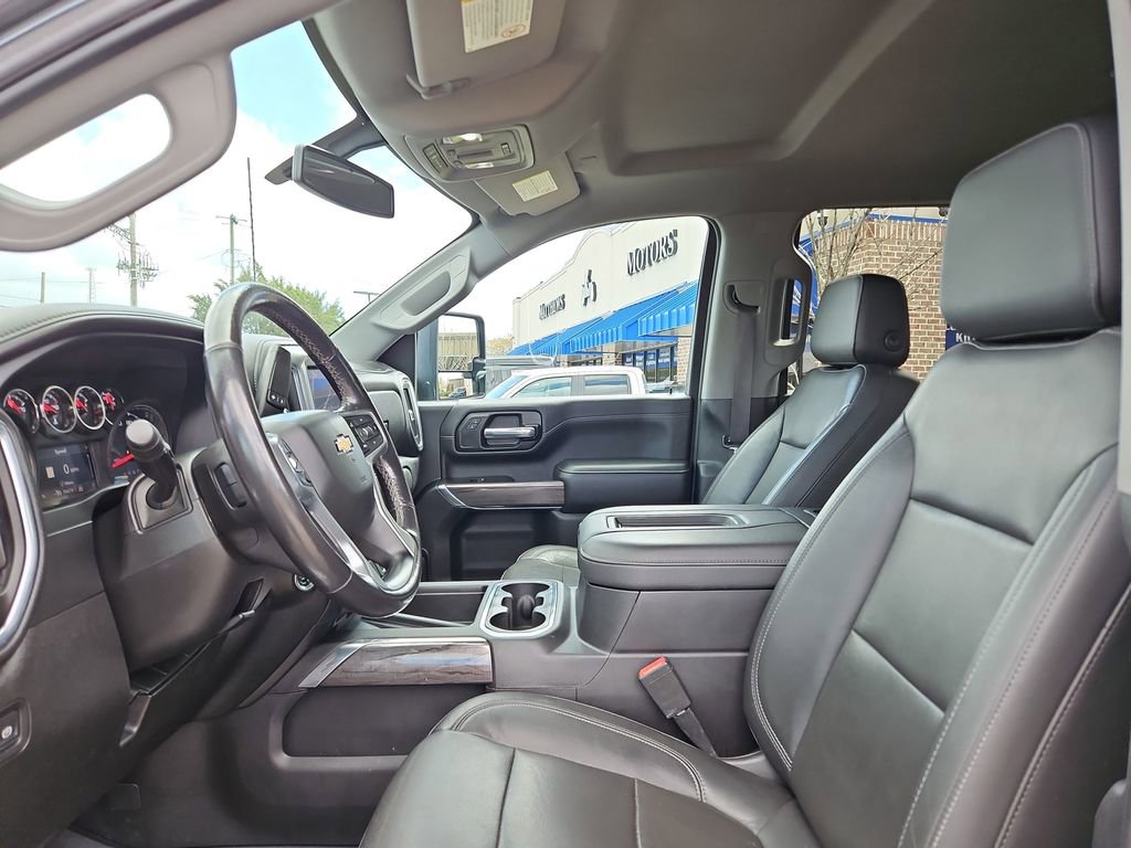 Used 2020 Chevrolet Silverado 2500 LTZ w/ LTZ Convenience Package image 24