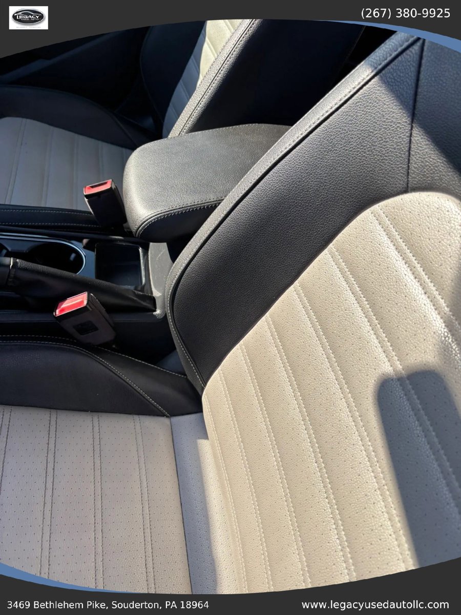 Used 2018 Volkswagen Passat GT FWD image 21