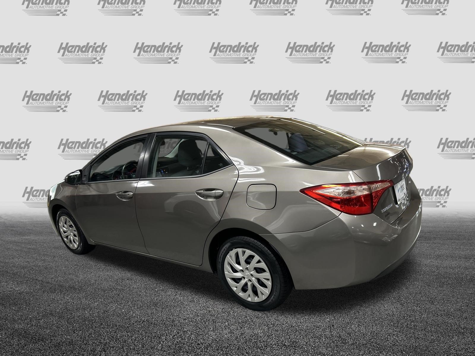 Used 2017 Toyota Corolla LE FWD image 7