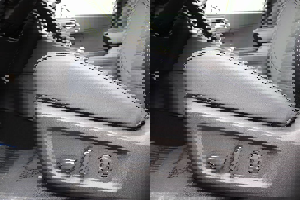 New 2025 Mitsubishi Outlander SE image 5