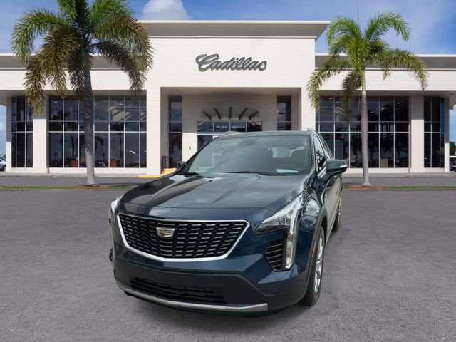 Used 2021 Cadillac XT4 Premium Luxury image 5