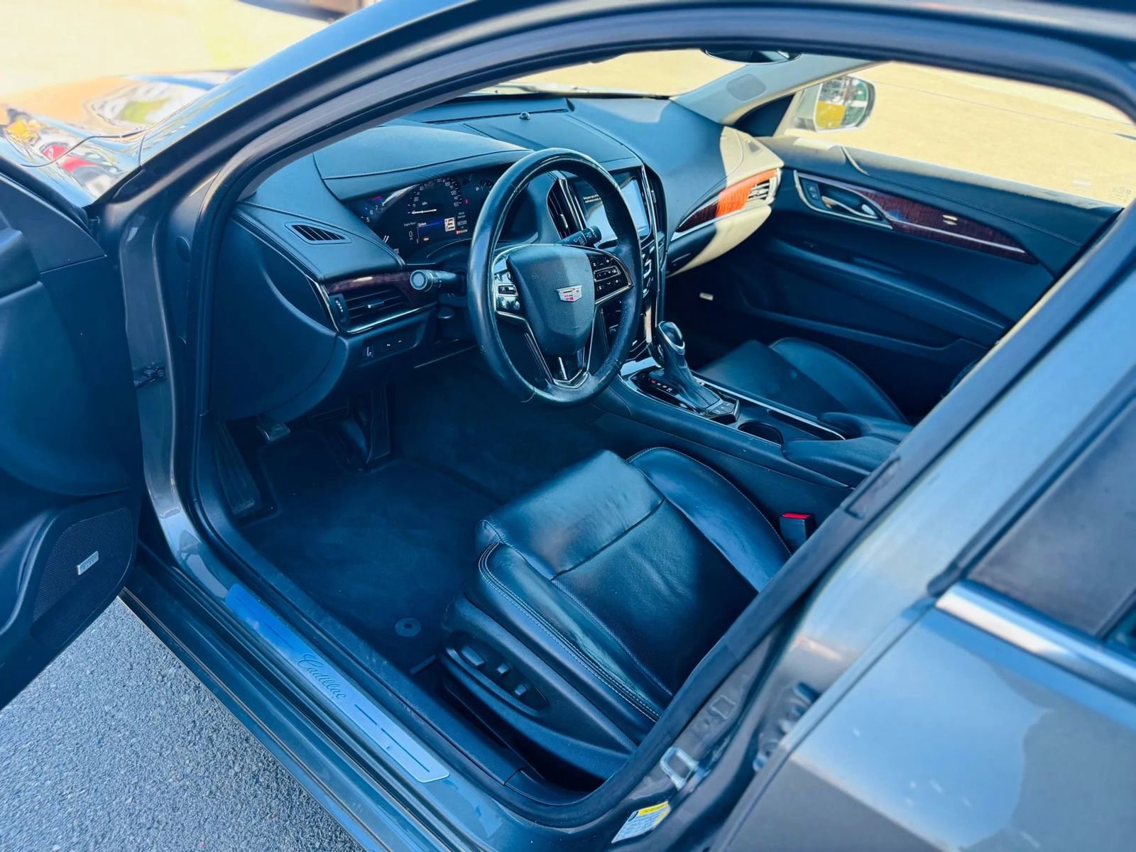 Used 2016 Cadillac ATS Luxury w/ Safety and Security Package image 9