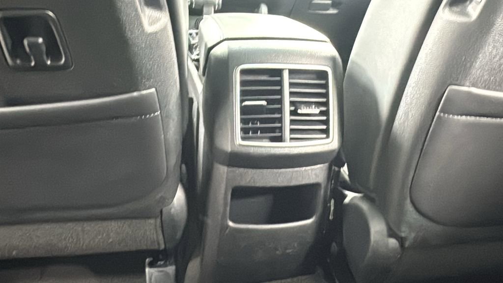 Used 2025 Kia Sportage X-Line w/ Premium Package image 37