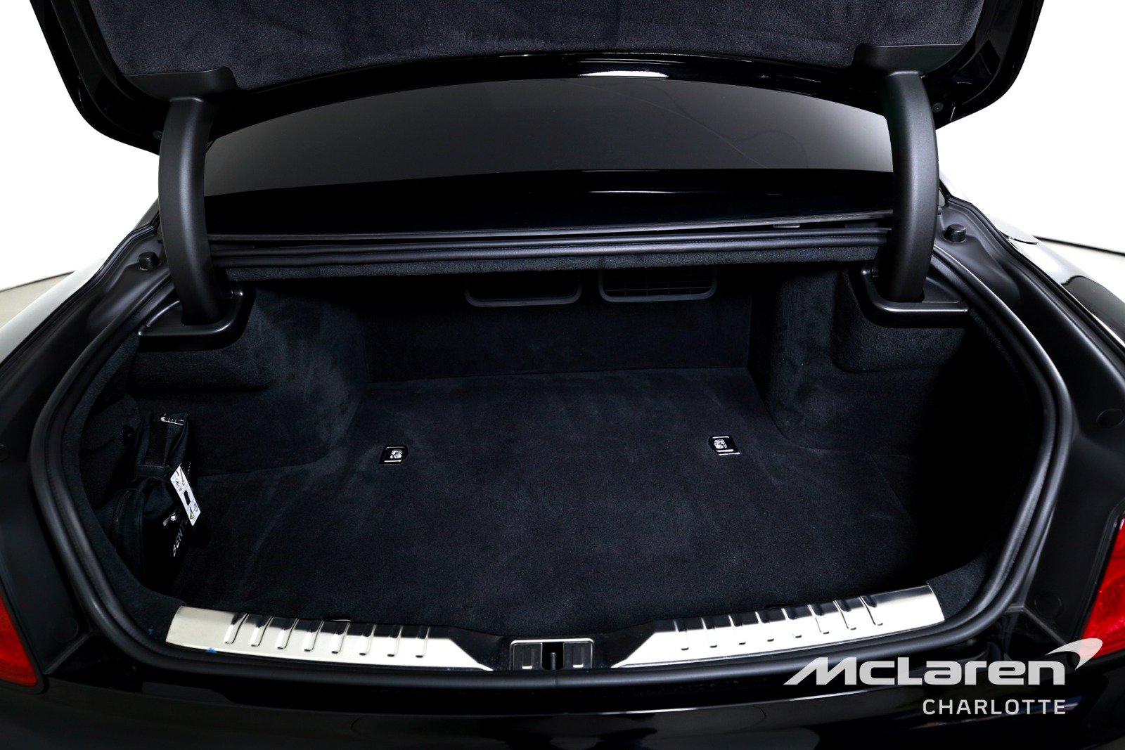 Used 2025 Bentley Flying Spur Plug-In Hybrid AWD/4WD image 21