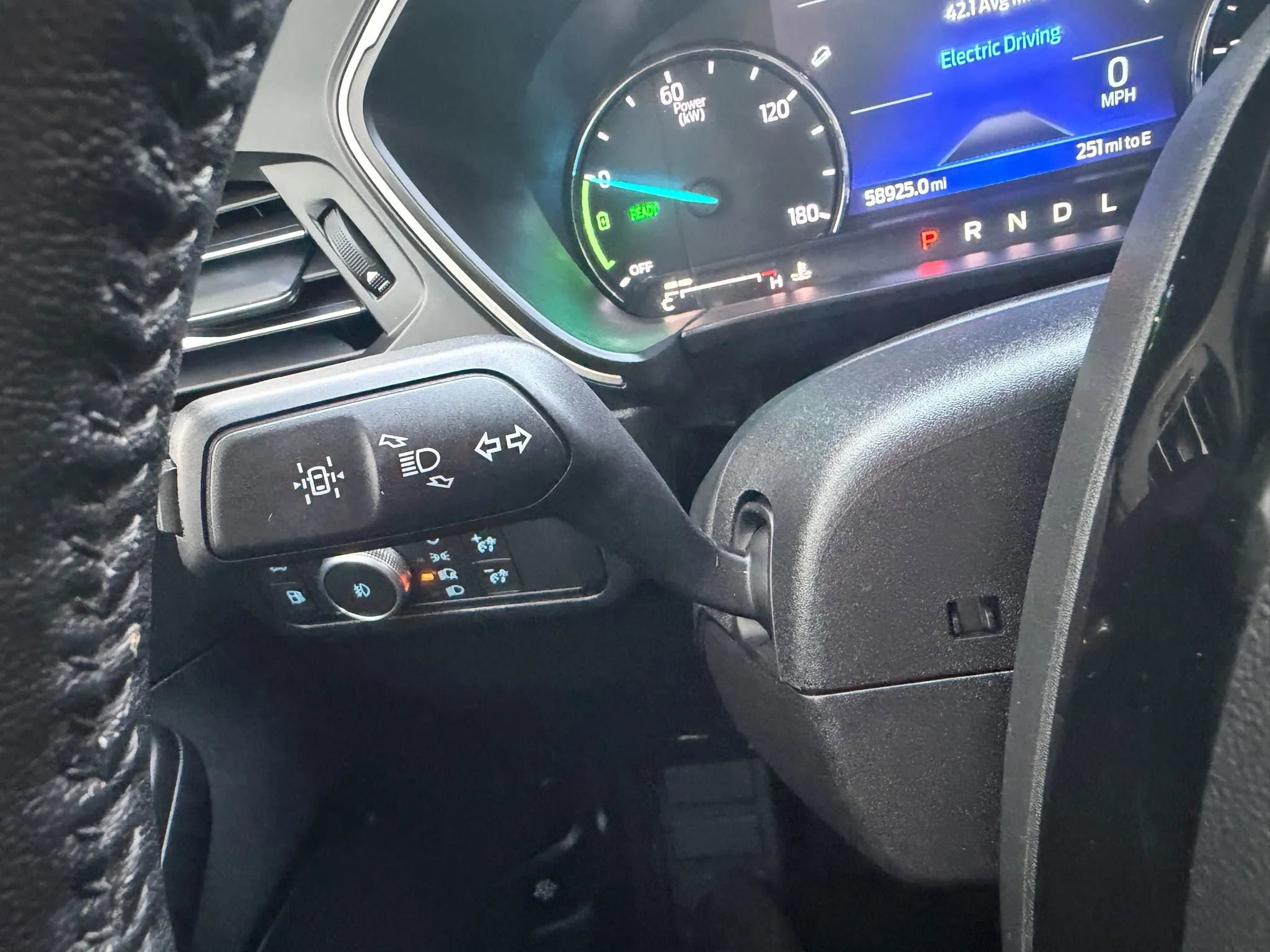 Used 2021 Ford Escape SEL image 16