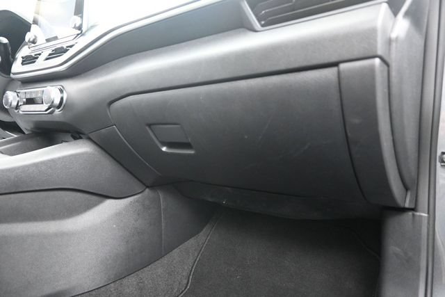 Used 2025 Nissan Altima 2.5 SV FWD image 40