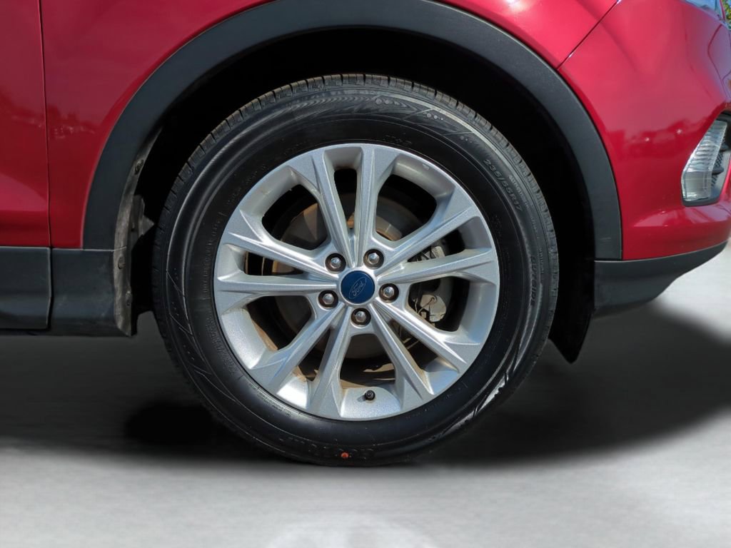 Used 2019 Ford Escape SEL image 10