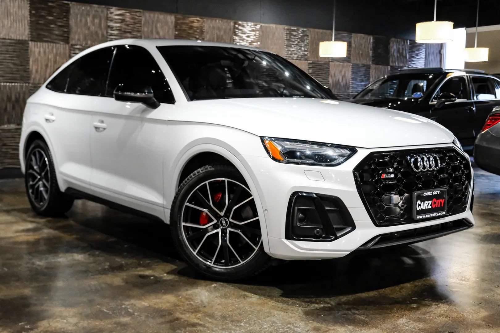 Used 2021 Audi SQ5 Prestige w/ Prestige Package AWD/4WD image 3