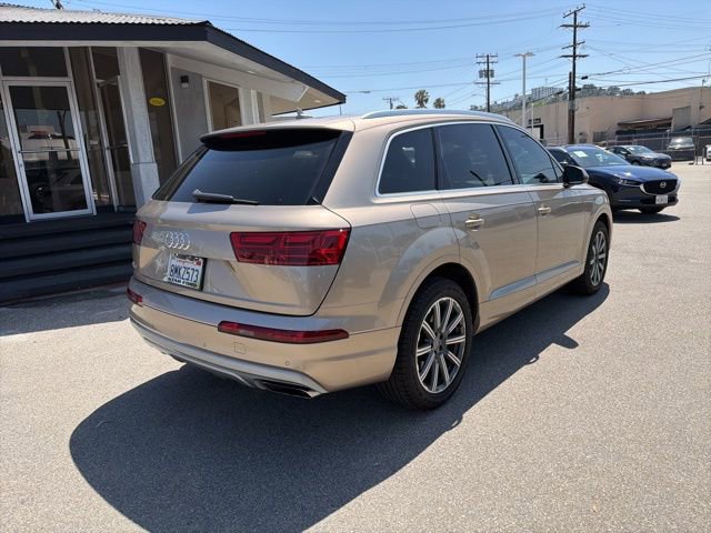 Used 2019 Audi Q7 3.0T Premium Plus w/ Premium Plus Package image 4