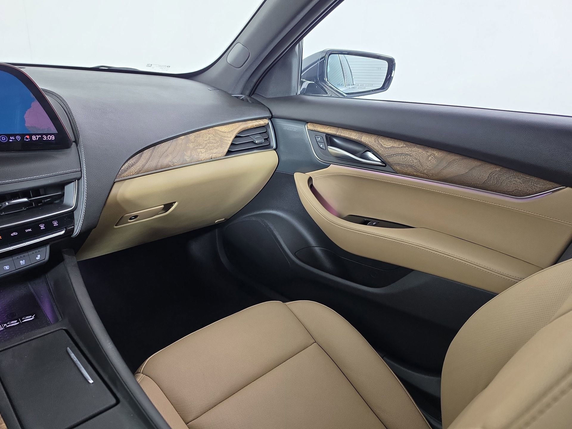 Used 2025 Cadillac CT5 Premium Luxury RWD image 37