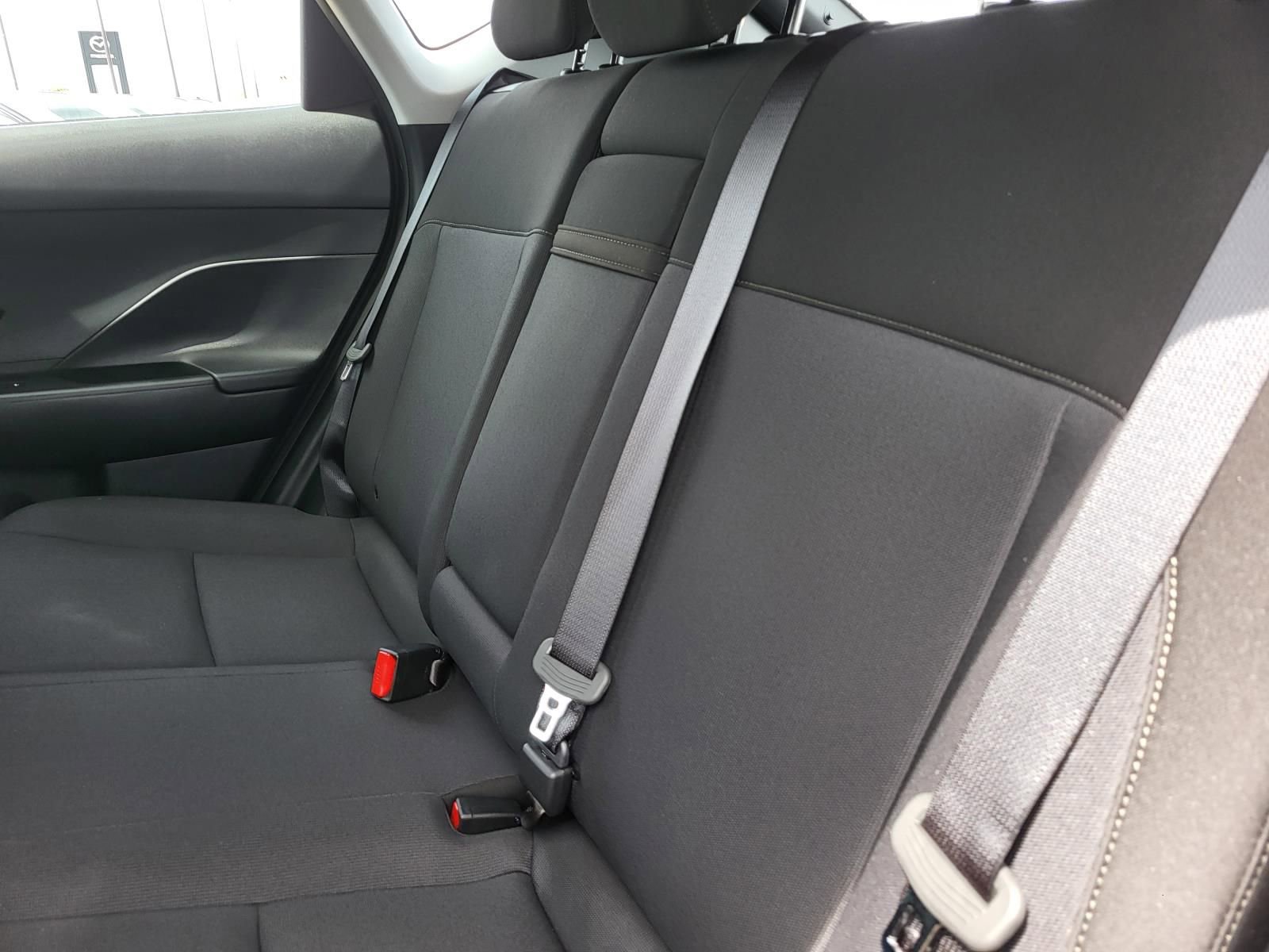 Certified 2025 Hyundai Kona SE image 13