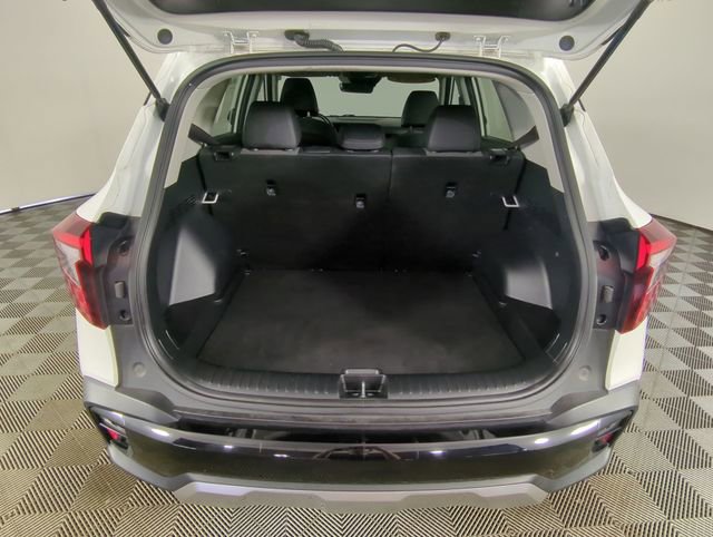 Used 2024 Kia Seltos S AWD/4WD image 36