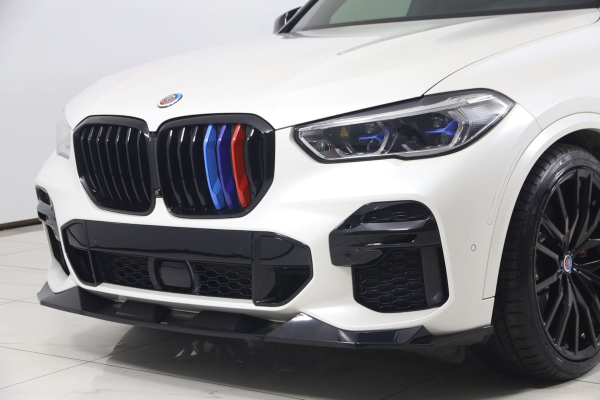 Used 2022 BMW X5 M50i w/ Executive Package AWD/4WD image 59