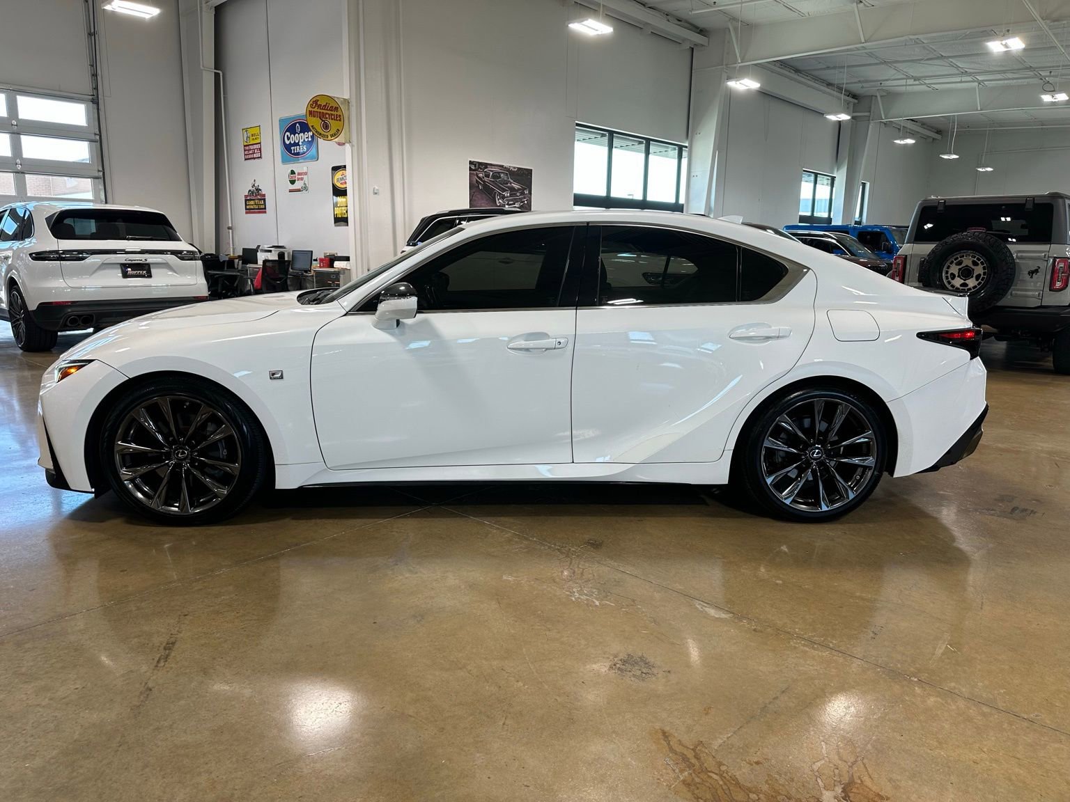 Used 2021 Lexus IS 350 F Sport image 4