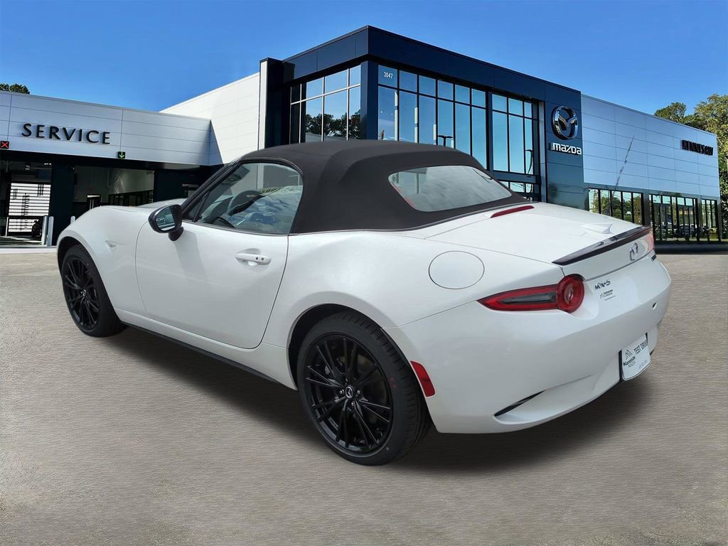 New 2026 MAZDA MX-5 Miata Club w/ Interior Package RWD image 6