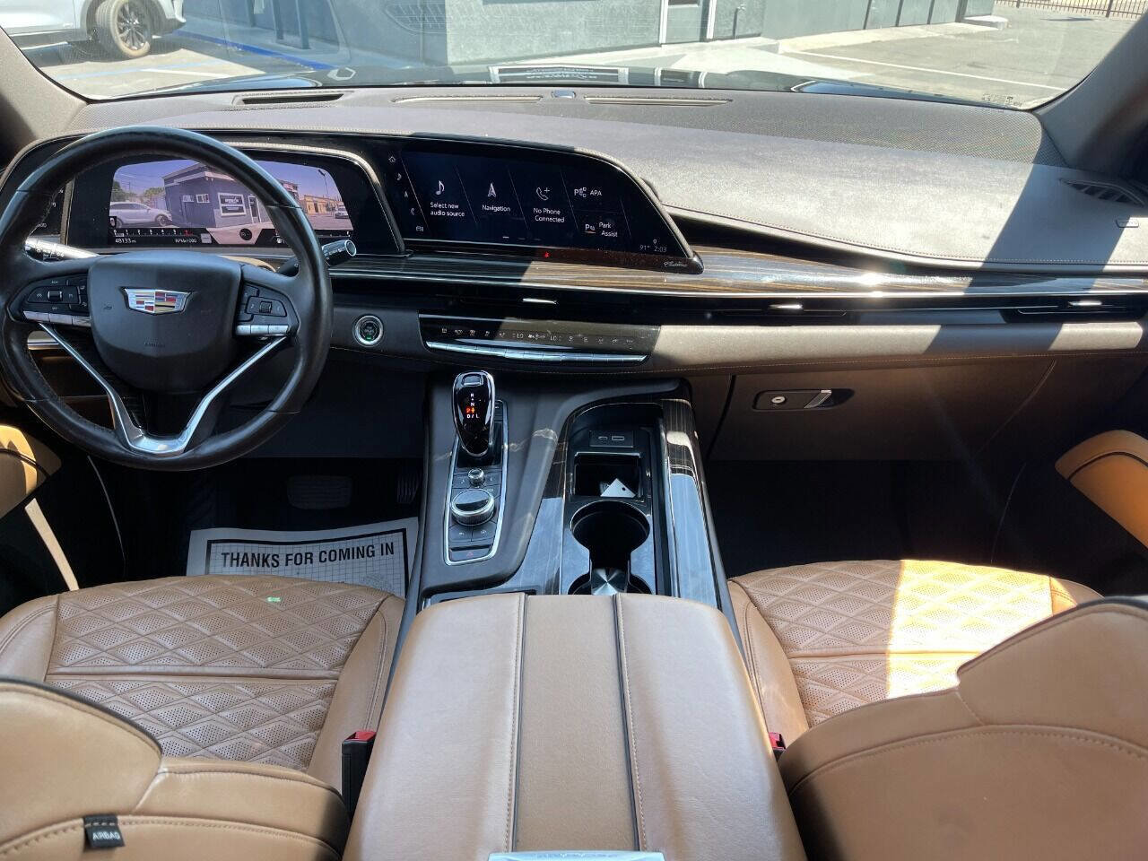 Used 2021 Cadillac Escalade Premium Luxury RWD image 16