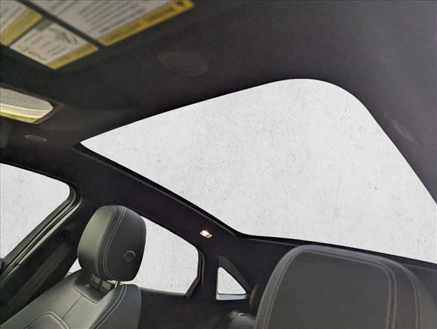 Certified 2024 Jaguar E-PACE R-Dynamic SE AWD/4WD image 16