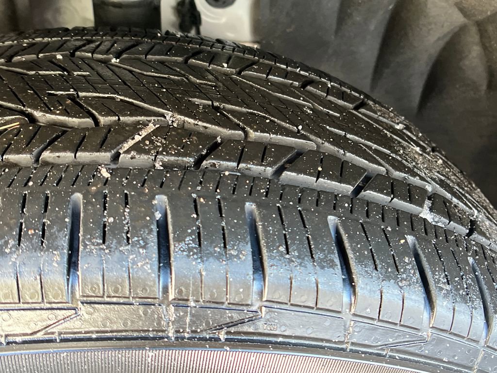 Used 2025 Buick Enclave Preferred image 26