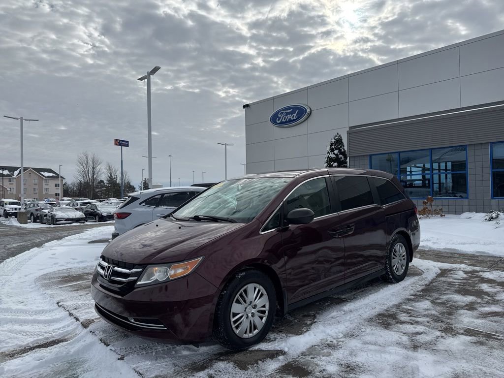 Used 2015 Honda Odyssey LX image 2