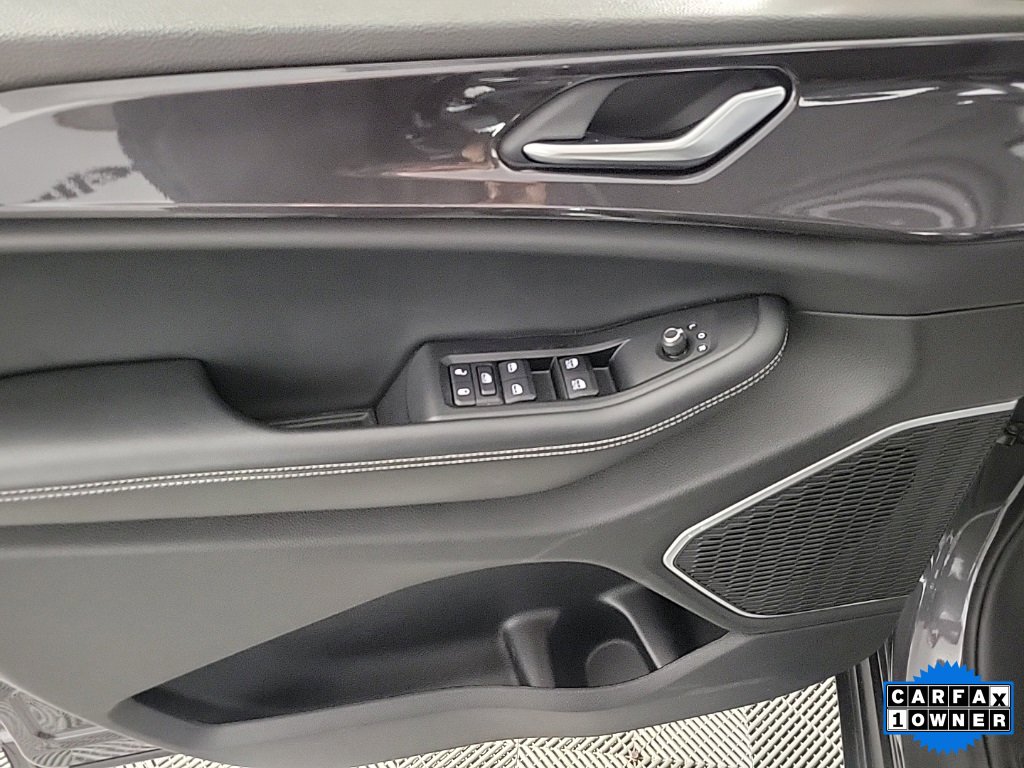 Used 2022 Jeep Grand Cherokee L Laredo w/ Luxury Tech Group I image 18