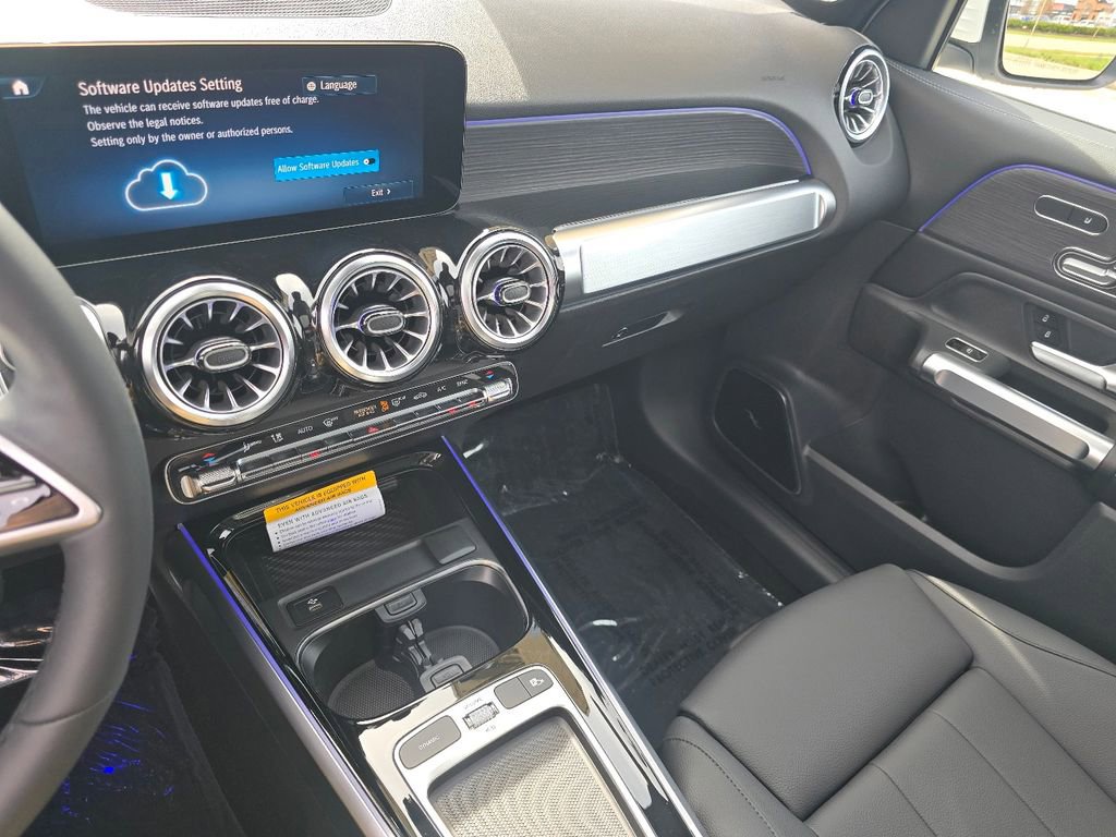 New 2026 Mercedes-Benz GLB 250 4MATIC image 30
