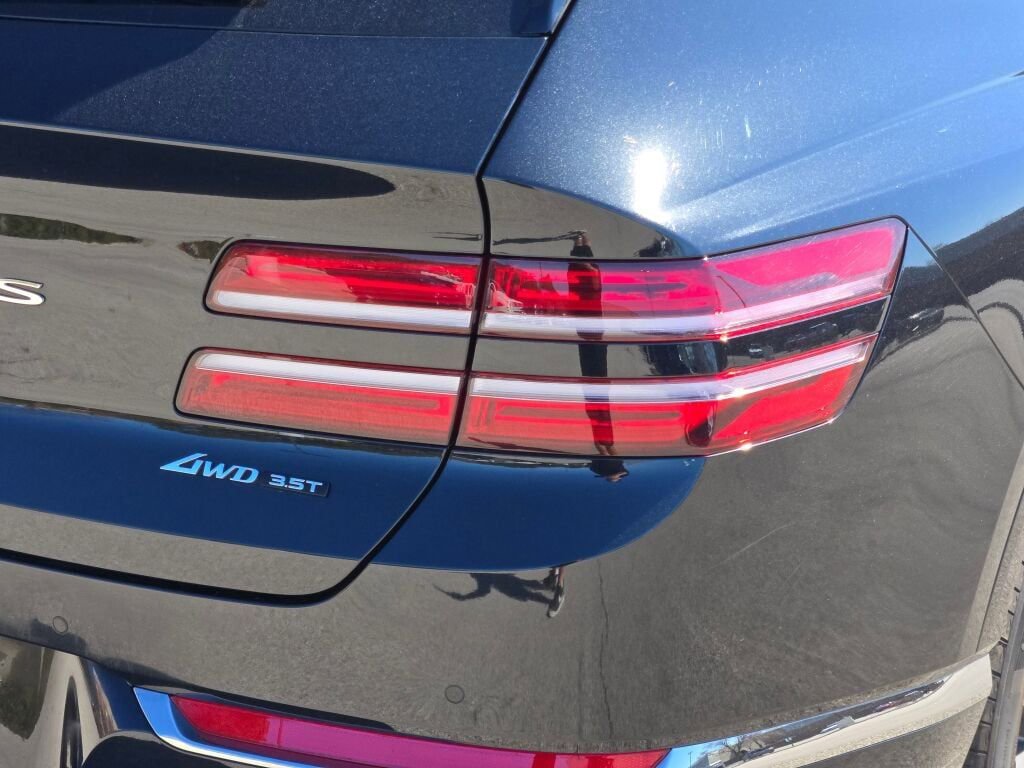 Used 2024 Genesis GV80 3.5T image 12