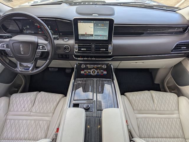 Used 2021 Lincoln Navigator Black Label w/ Cargo Convenience Package image 15