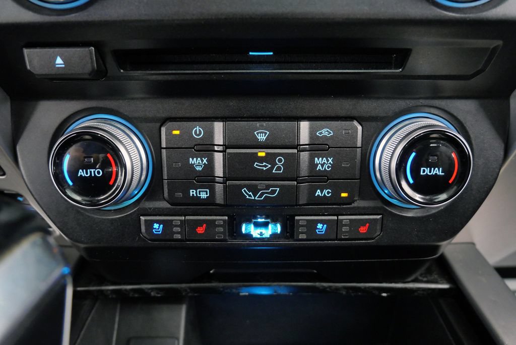 Used 2018 Ford F150 Platinum w/ Technology Package AWD/4WD image 32