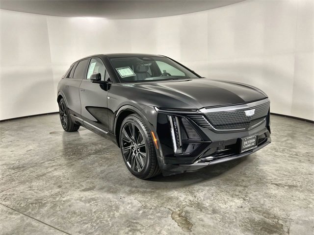 Used 2024 Cadillac Lyriq Sport image 2