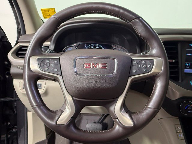 Used 2019 GMC Acadia Denali w/ Technology Package FWD image 18