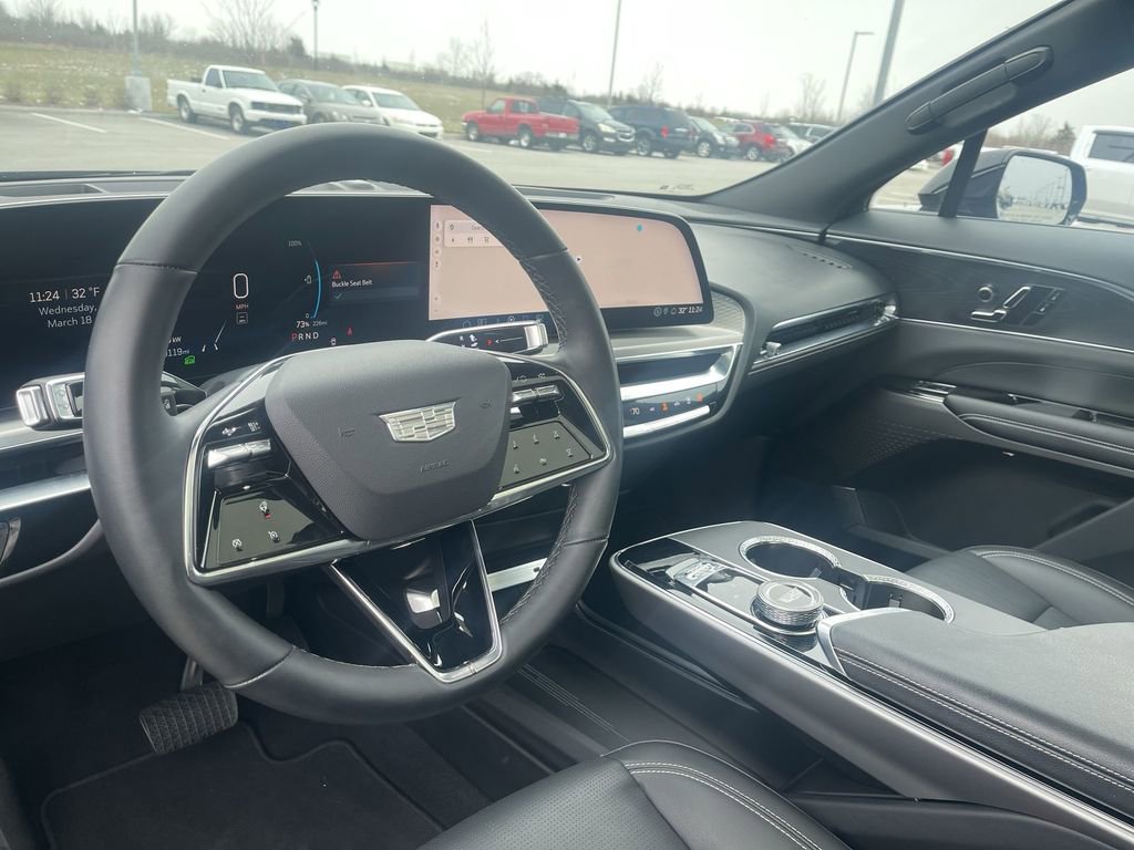 Certified 2024 Cadillac Lyriq Luxury image 18
