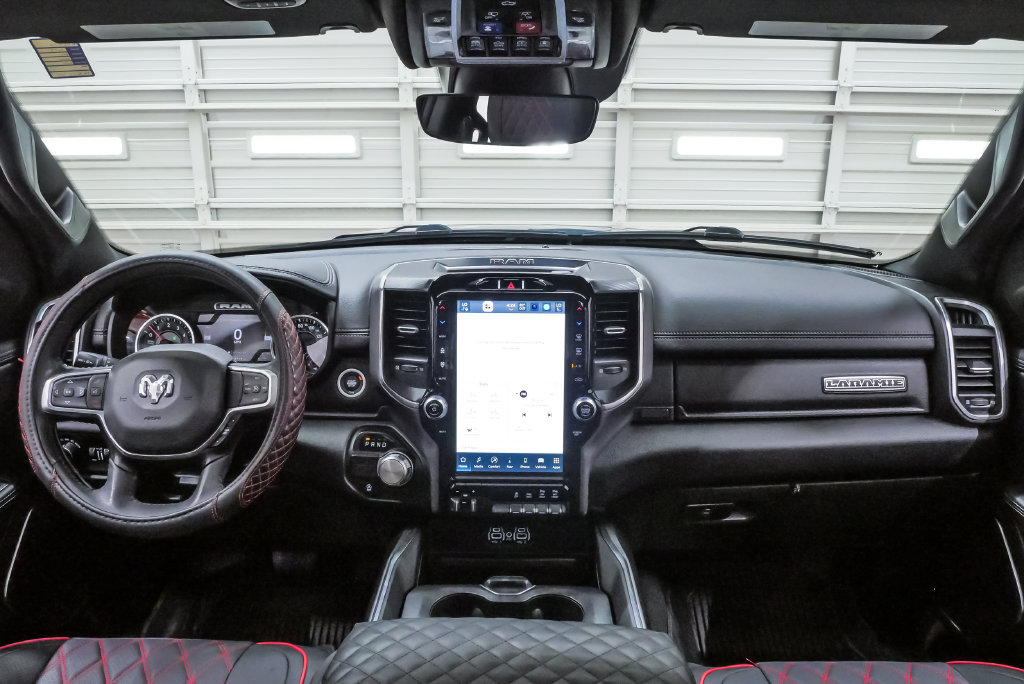 Used 2024 RAM 1500 Laramie RWD image 16