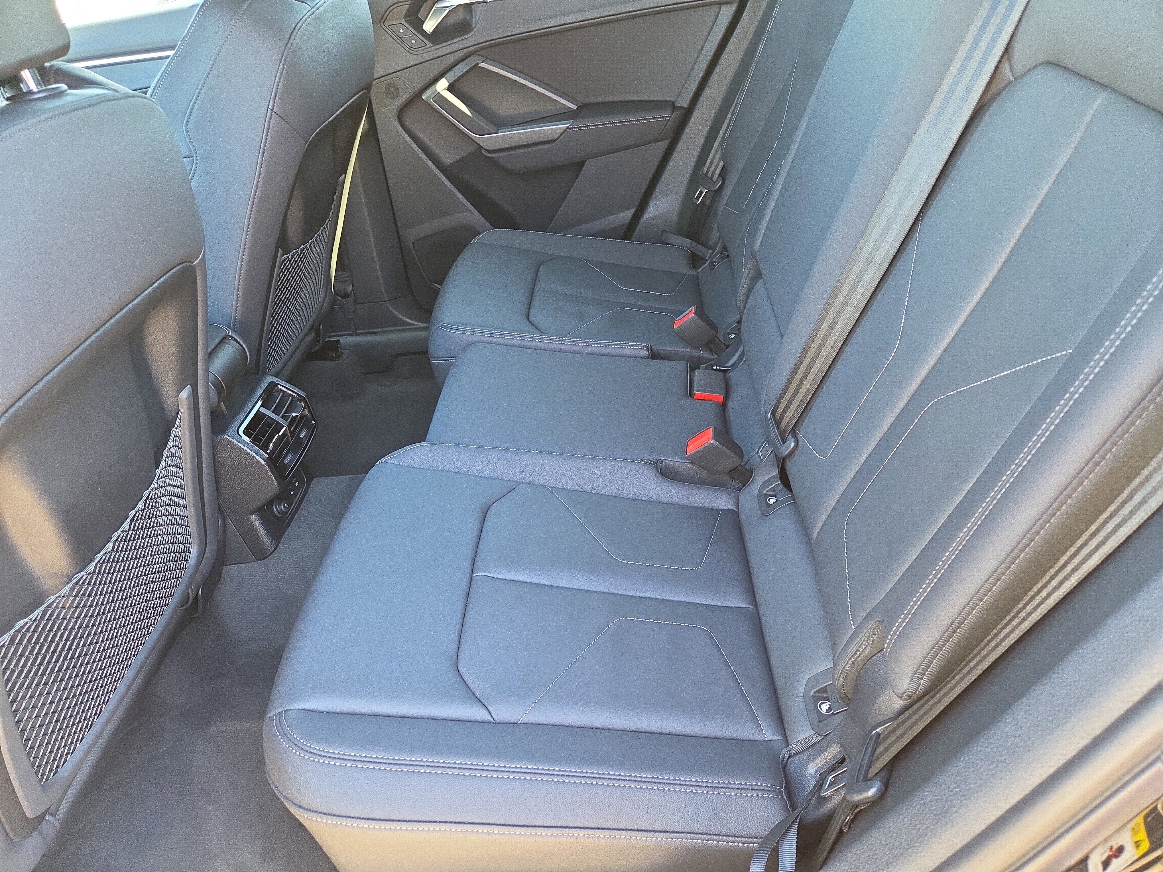 Certified 2025 Audi Q3 2.0T Premium w/ Convenience Package image 7