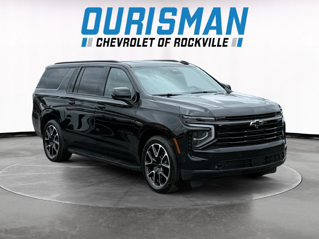 Used 2025 Chevrolet Suburban RST w/ Advanced Technology Package AWD/4WD image 1