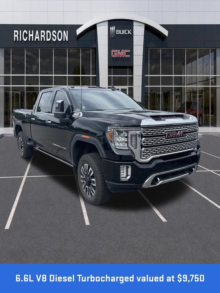 Used 2021 GMC Sierra 2500 Denali w/ Denali Black Diamond Edition AWD/4WD image 2