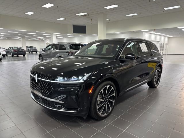 Used 2024 Lincoln Nautilus Black Label image 3