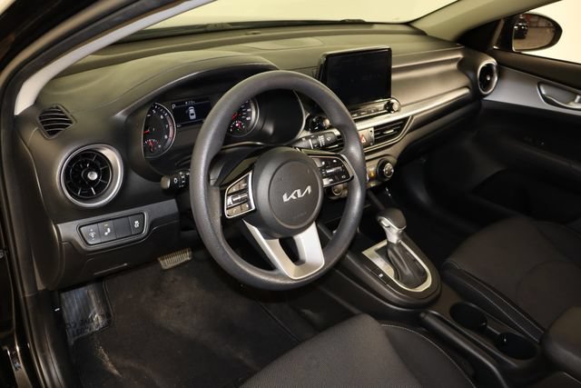 Used 2023 Kia Forte LXS w/ LXS Technology Package FWD image 22